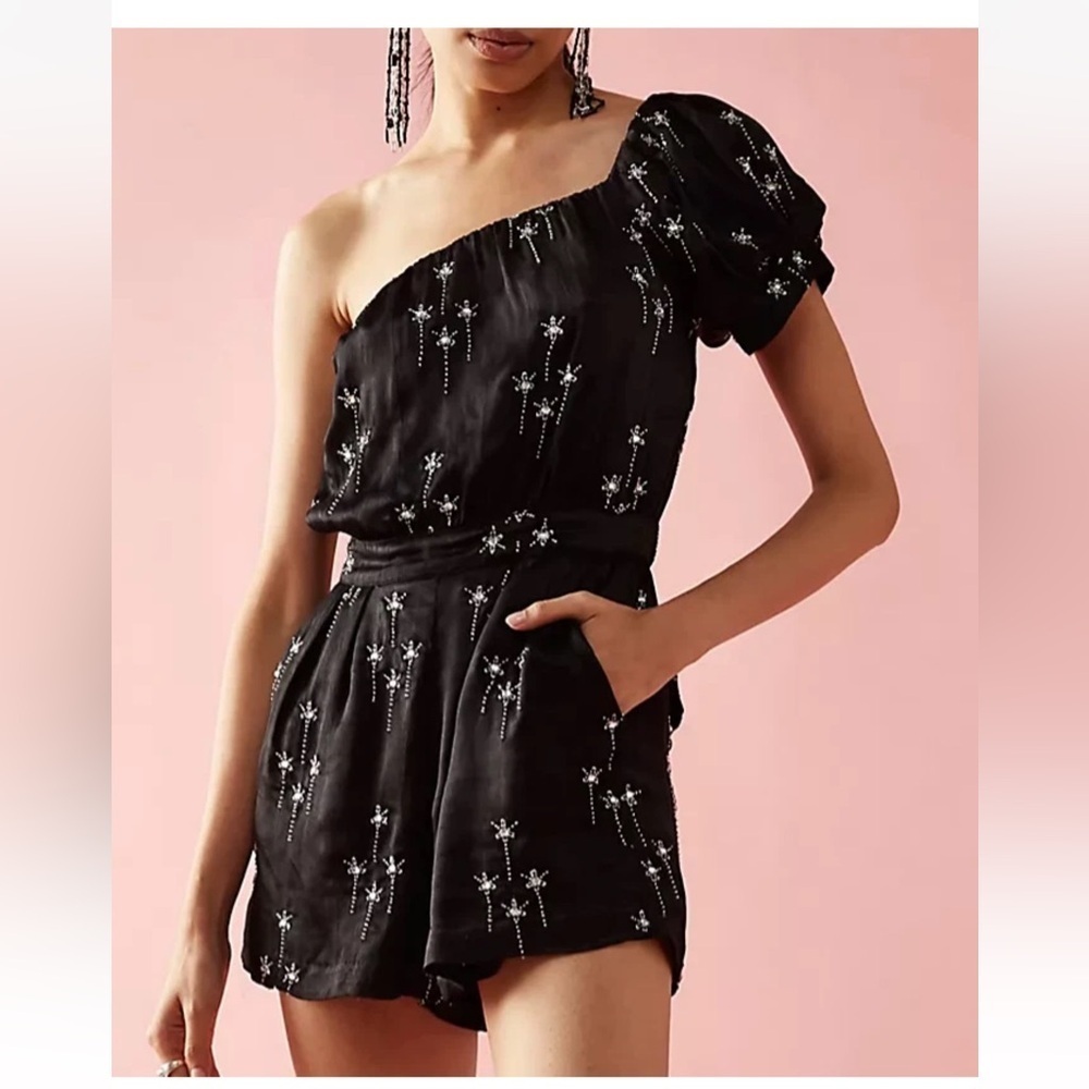 FREE PEOPLE BLACK SEQUIN EMBELLISHED ONE SHOULDER GEMINI PARTY ROMPER SHORTS S